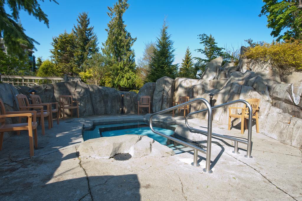 Pacific Shores & Parksville